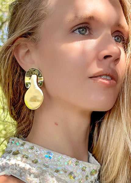 S/S 25 Shiny BELL EARRINGS.