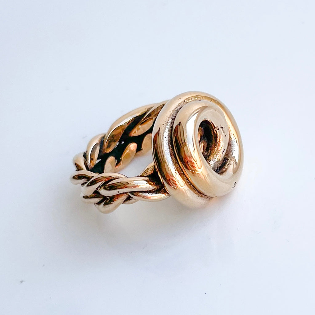 Saturday ring