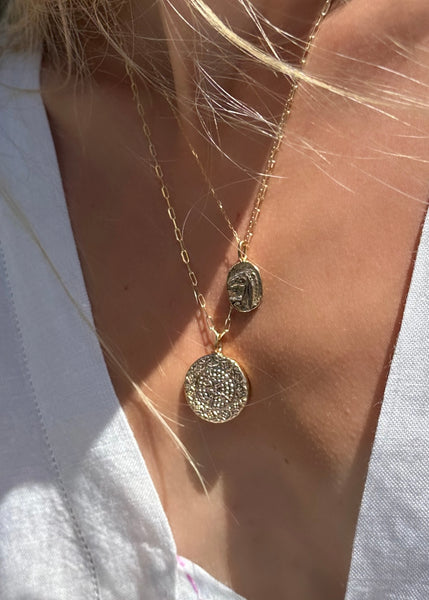 Button Medallion Pendant and 9ct yg chain