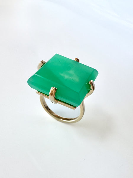 Chrysoprase Gold Ring
