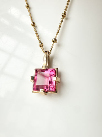9ct Gold Chain with Pink Tourmaline Pendant