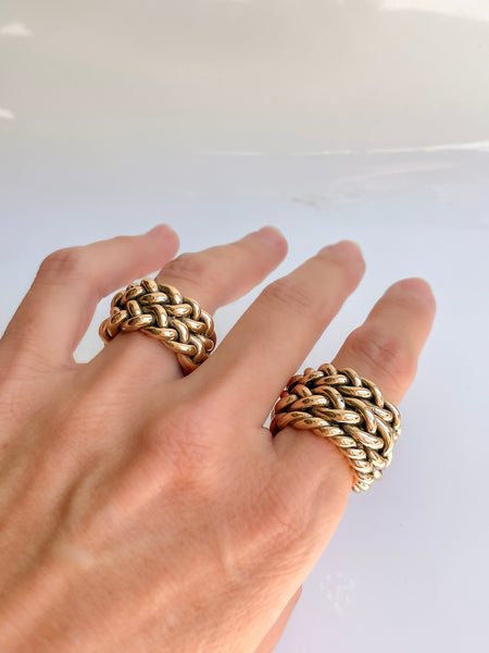 Twist and Double platted ring